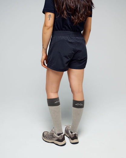 a1449_902_womens_evry_day_4_inch_shorts_c_1768348964000