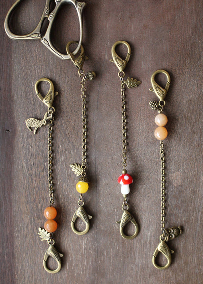 Woodland Scissor Chain